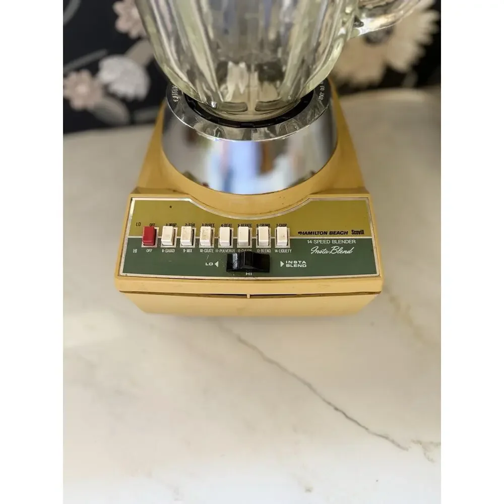 Vintage Hamilton Beach Scovill 7 Speed Push Button Blender Electric Blender Read